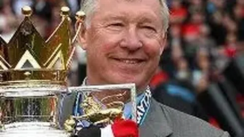 荣耀时刻泪洒赛场！武磊3年内两度动情落泪，再夺中超第4冠，致敬梅西经典庆祝瞬间